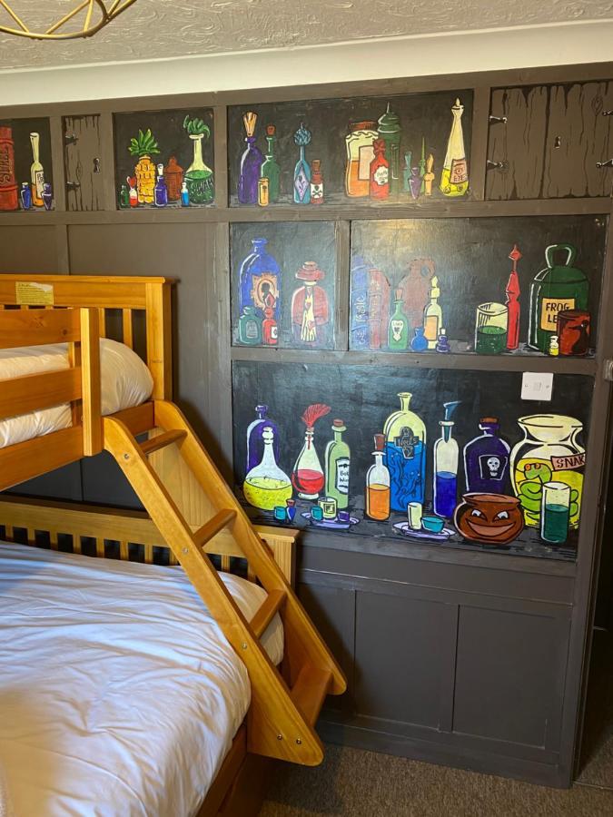 Hotel Of Wizardry Great Yarmouth Esterno foto
