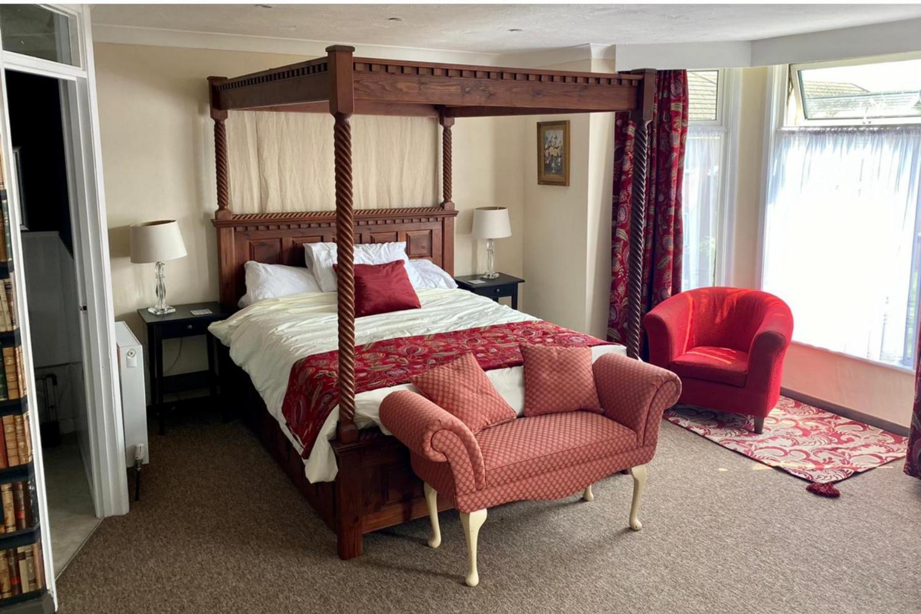 Hotel Of Wizardry Great Yarmouth Esterno foto