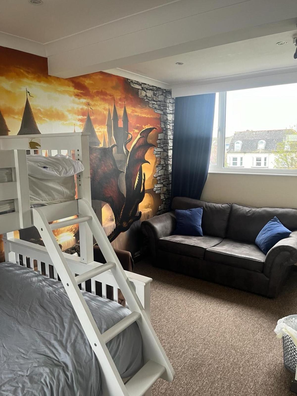 Hotel Of Wizardry Great Yarmouth Esterno foto